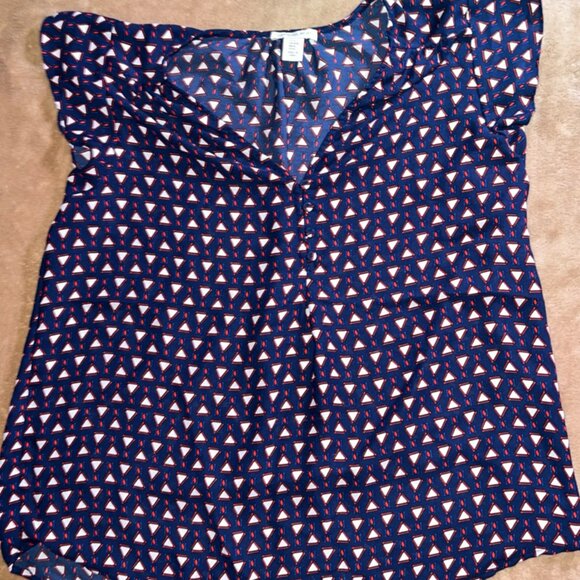 Carolina Belle Montreal Women Med Navy Triangle V-Neck Short Sleeve Blouse (U) - Picture 5 of 5
